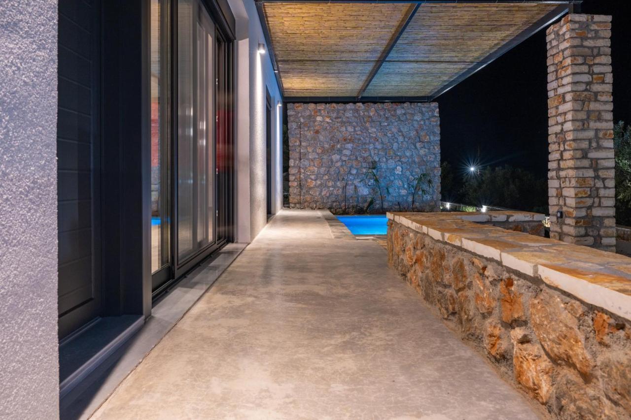 Casatino Villas Kalianeika Exterior photo